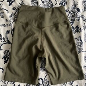 Nike Green Bike Shorts for Active Comfort